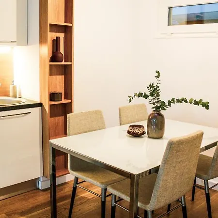 Przy Plazy Arka , Z Widokiem Na Morze :)